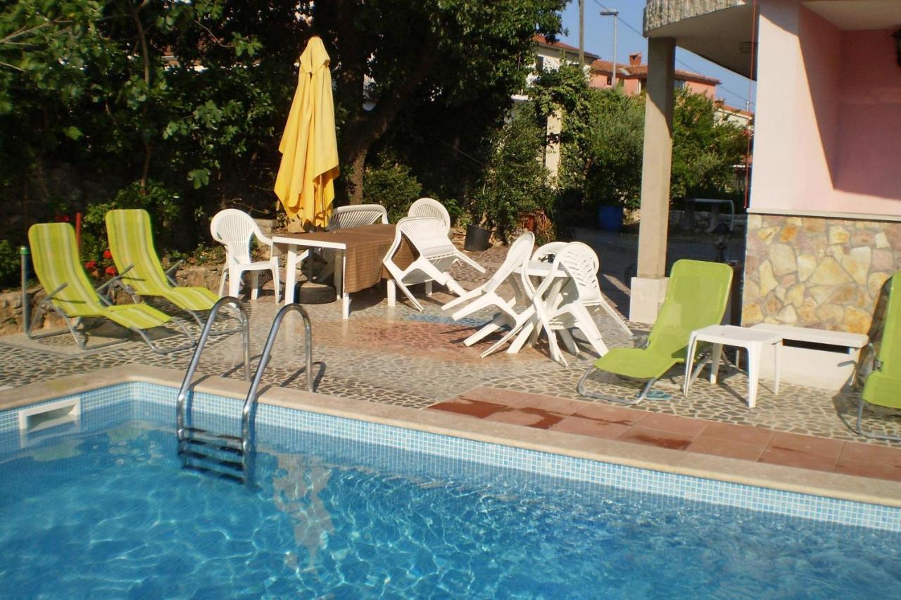 Family Friendly Apartments With A Swimming Pool Rovinj - 3394 Экстерьер фото